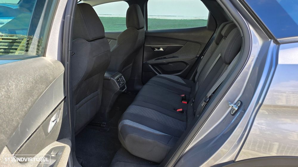 Peugeot 3008 1.5 BlueHDi Active - 53