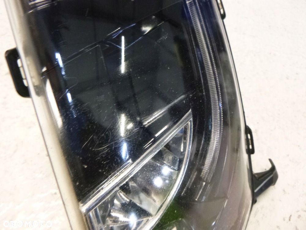 TESLA MODEL S LAMPA HALOGEN PRZECIWMGIELNY LEWY - 9
