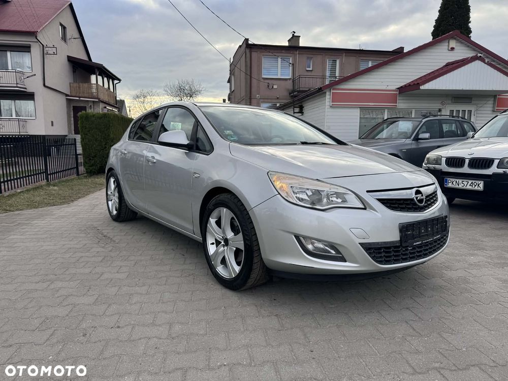 Opel Astra - 4