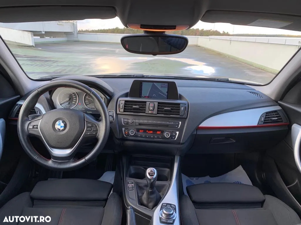 BMW Seria 1 118d Sport Line - 2
