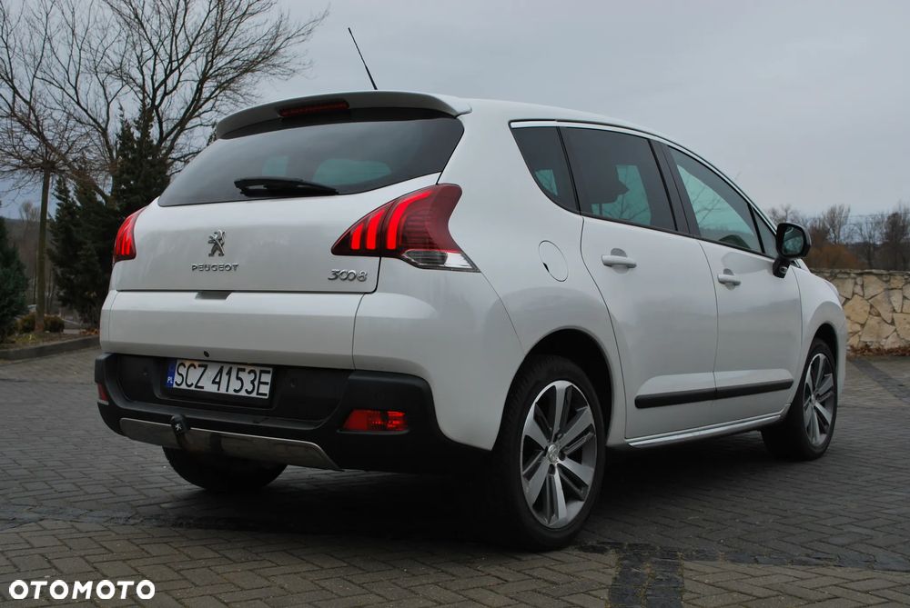Peugeot 3008 HDi FAP 115 Allure - 9