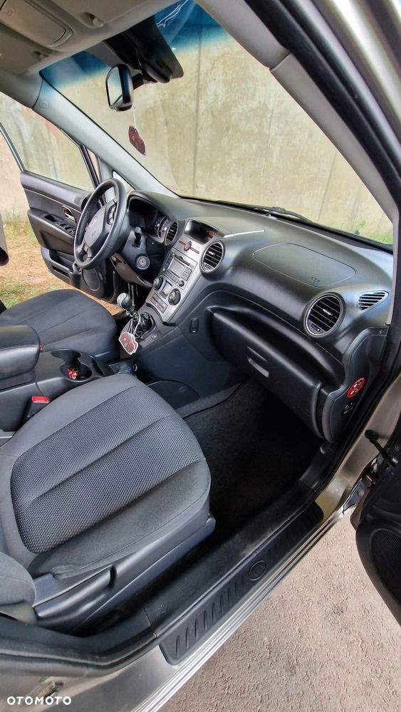 Kia Carens 1.6 CRDi Vision - 14