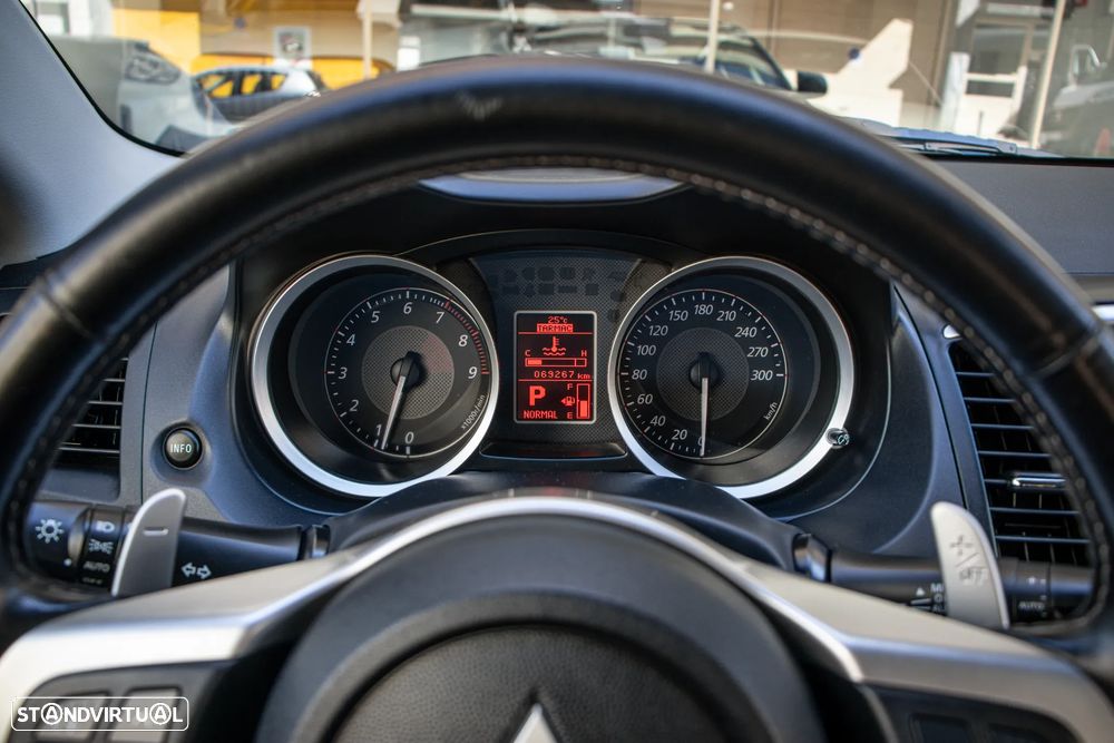 Mitsubishi Lancer - 17