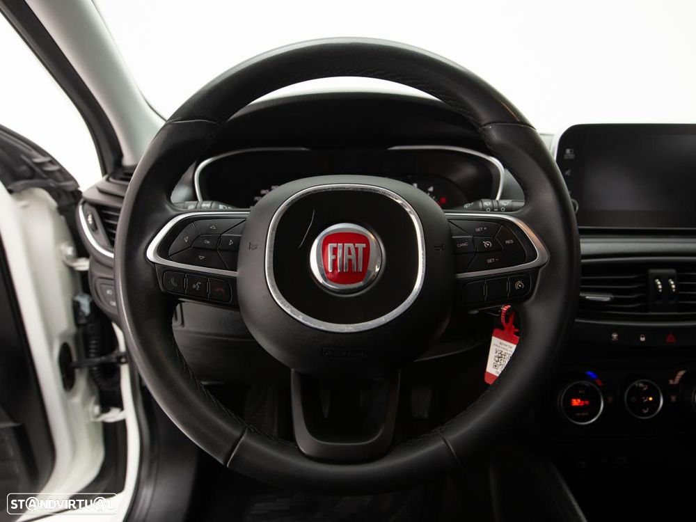 Fiat Tipo Station Wagon 1.3 M-Jet Lounge - 16