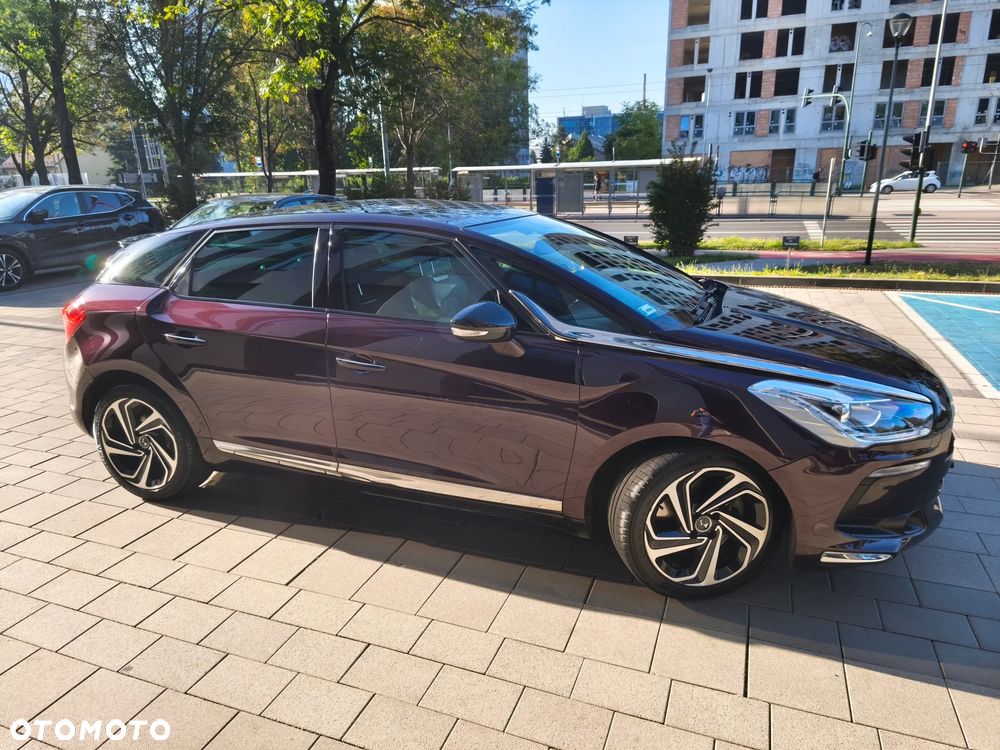 Citroën DS5 2.0 HDi Hybrid4 SportChic MCP - 2