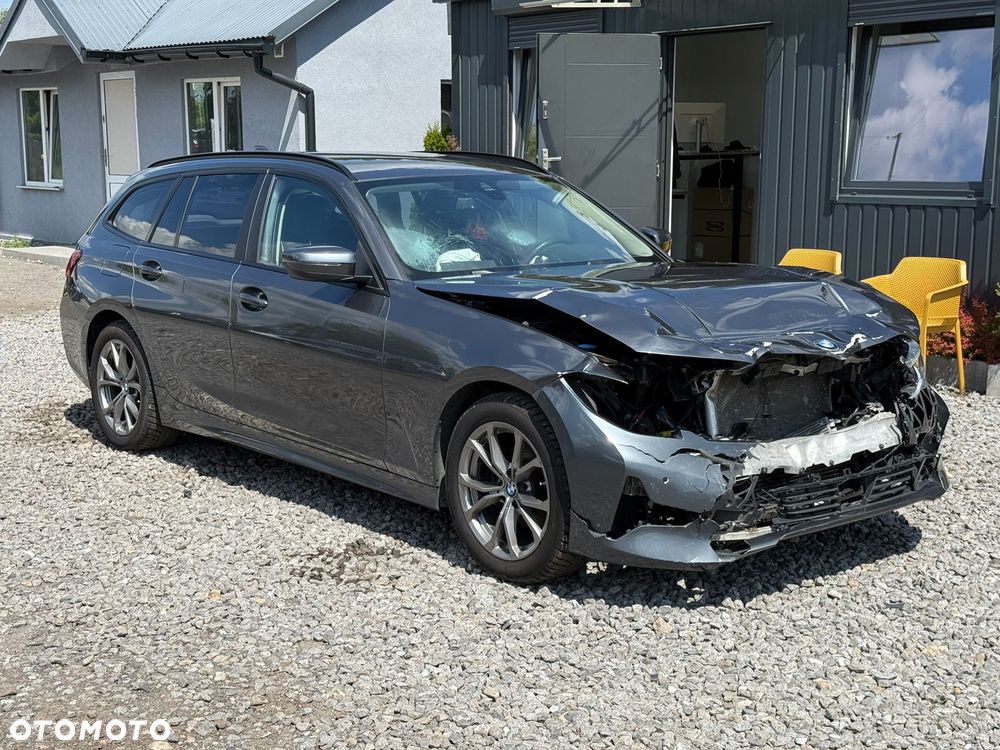 BMW Seria 3 318d MHEV Sport Line - 12