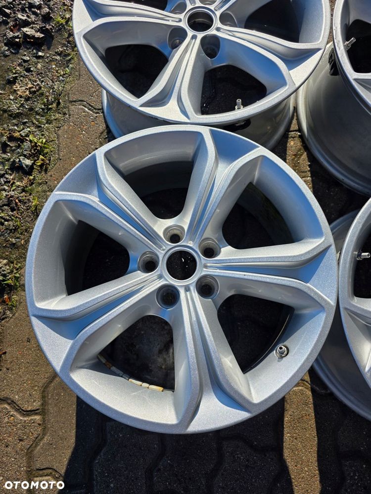 felga aluminiowa land rover oe evoque discovery 7.5" x 17" 5x108 et 45 - 4