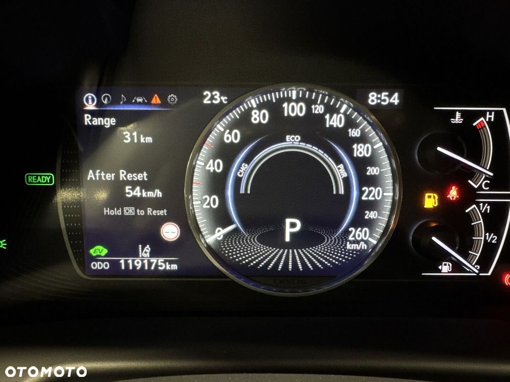 Lexus ES 300h Omotenashi - 24
