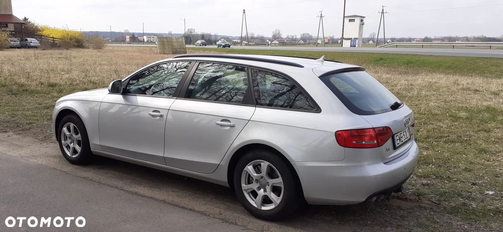 Audi A4 Avant 2.0 TDI DPF Ambiente - 5