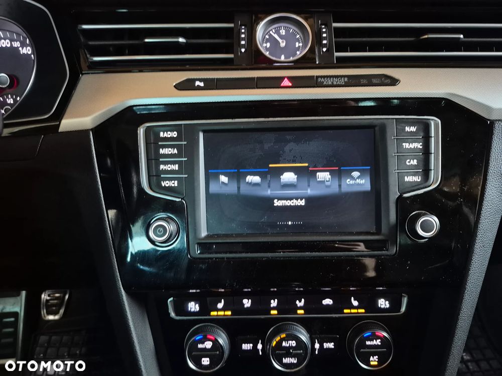 Volkswagen Passat ver-1-4-tsi-bmt-act-comfortline - 23