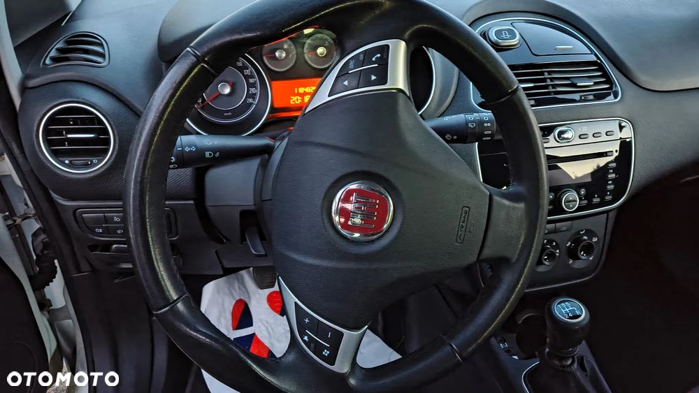 Fiat Punto - 10