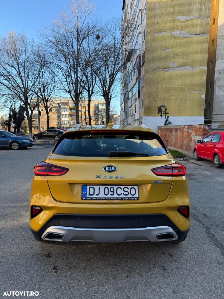 Kia XCeed - 4