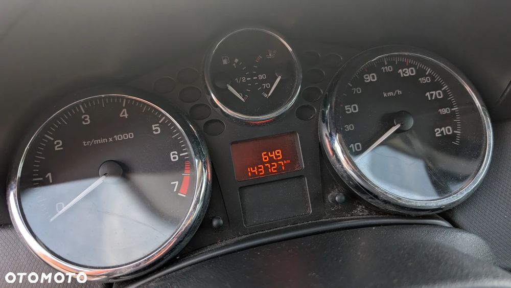 Peugeot 207 1.4 16V Trendy - 14