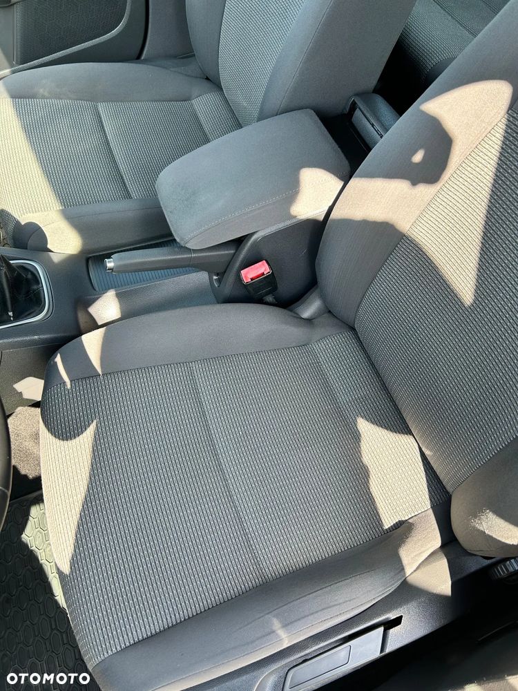 Volkswagen Golf 1.9 TDI Q-Line - 24