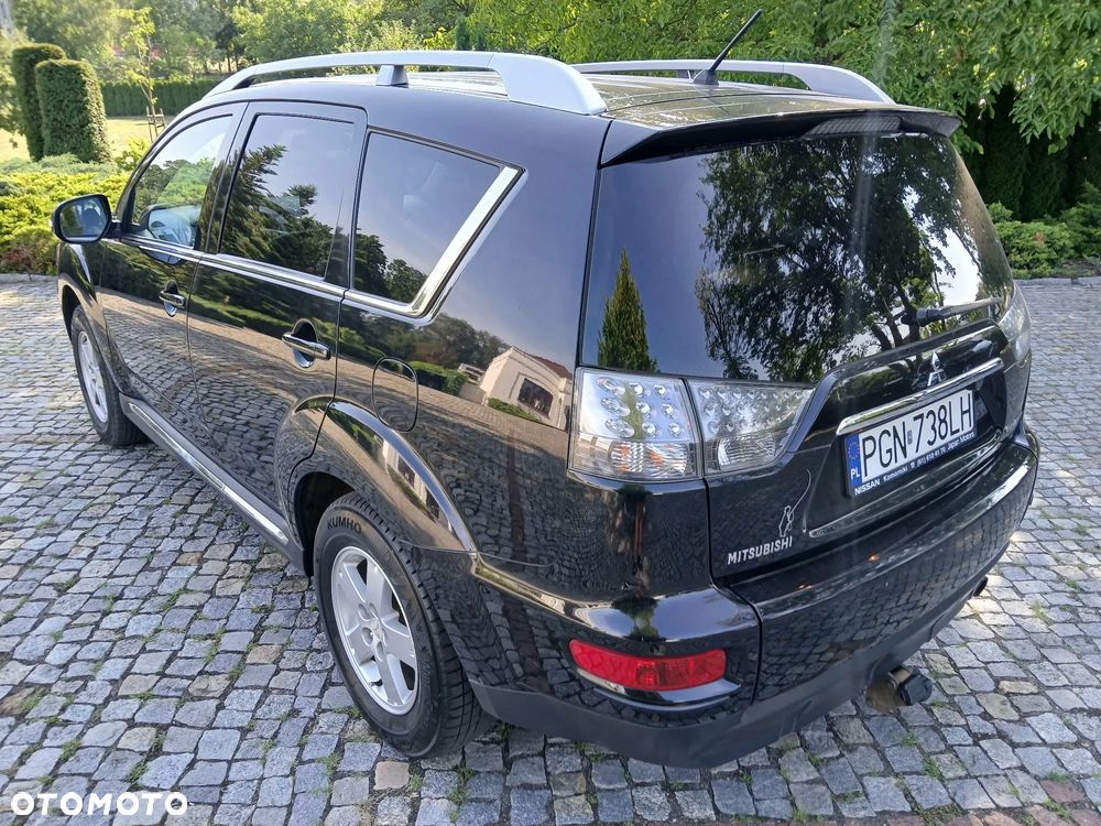 Mitsubishi Outlander - 14