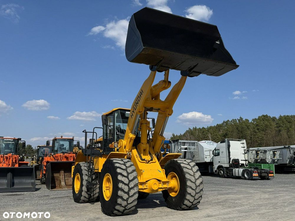 Hyundai HL770-7A - 7