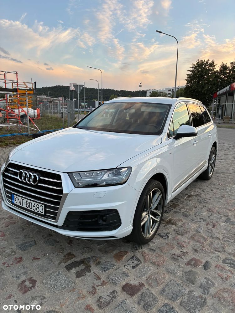 Audi Q7 - 21