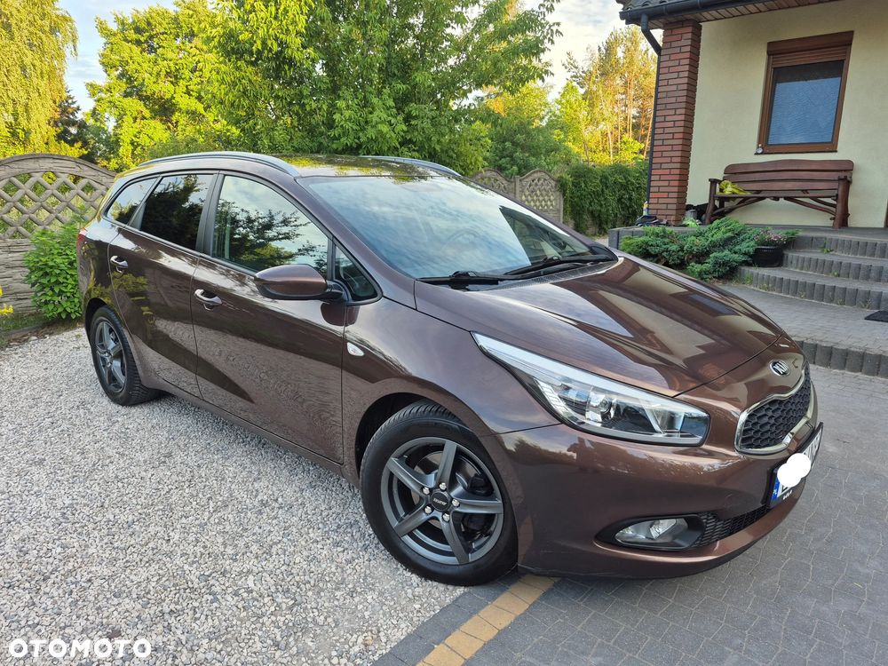 Kia Ceed 1.6 GDI Spirit - 1