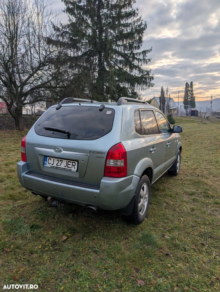 Hyundai Tucson 2.0 CRDI VGT 4WD GLS - 6