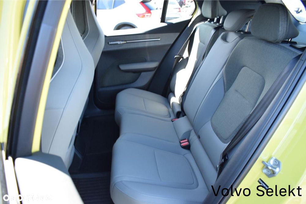Volvo EX30 - 16