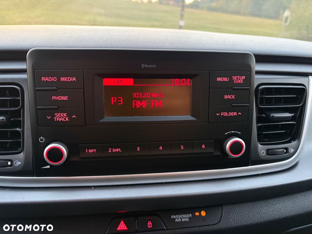 Kia Rio 1.2 L - 28