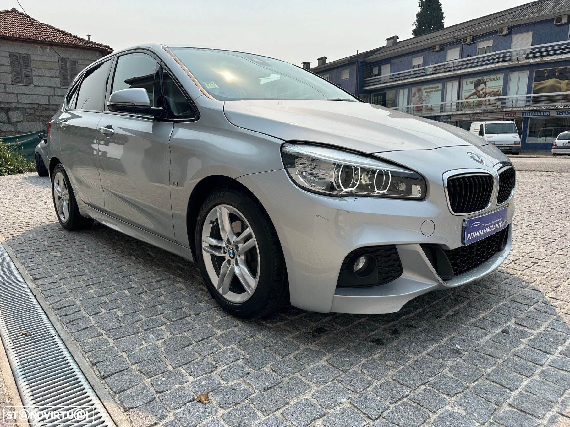 BMW 216 Active Tourer d Pack M - 4