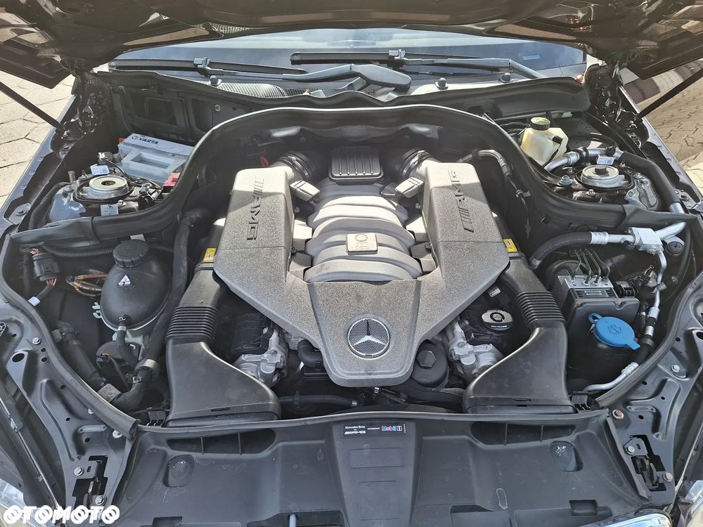 Mercedes-Benz Klasa E 63 AMG AMG Speedshift 7G-MCT - 14