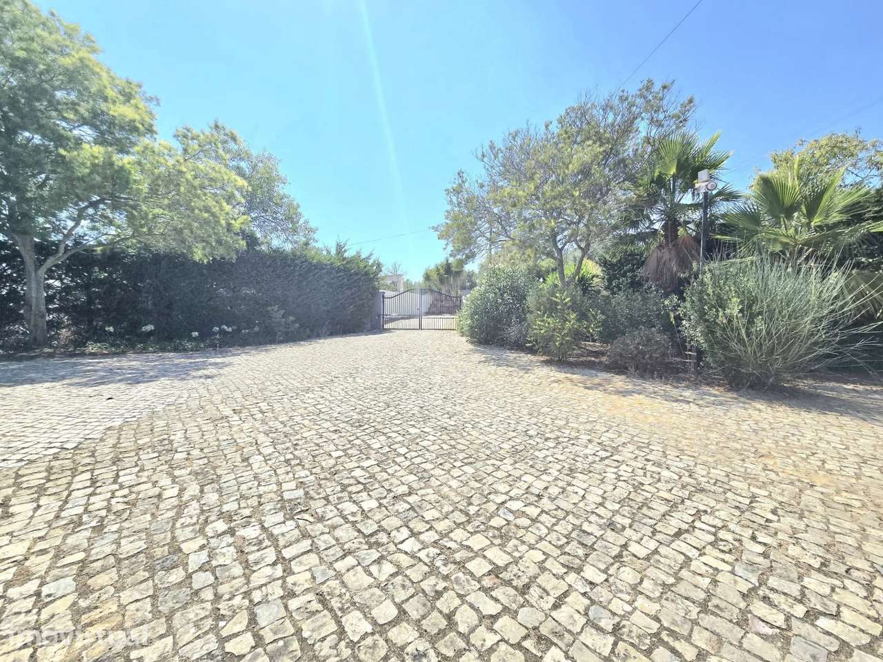 Moradia T3 com anexo T2, piscina e vista para o campo em Carvoeiro - Grande imagem: 3/60