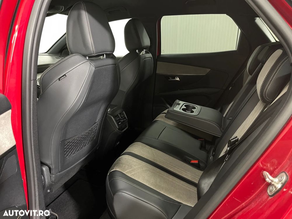 Peugeot 3008 225 e-EAT8 GT - 12