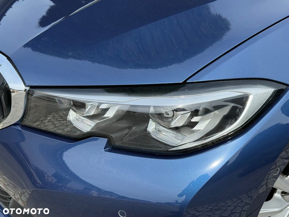 BMW Seria 3 - 12