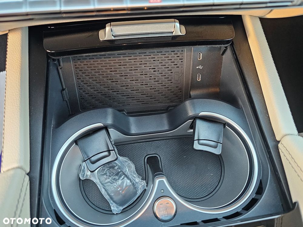Mercedes-Benz GLE - 23