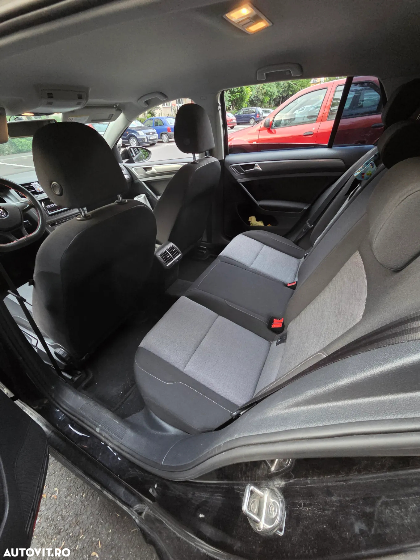 Volkswagen Golf 1.6 TDI BMT Comfortline - 7