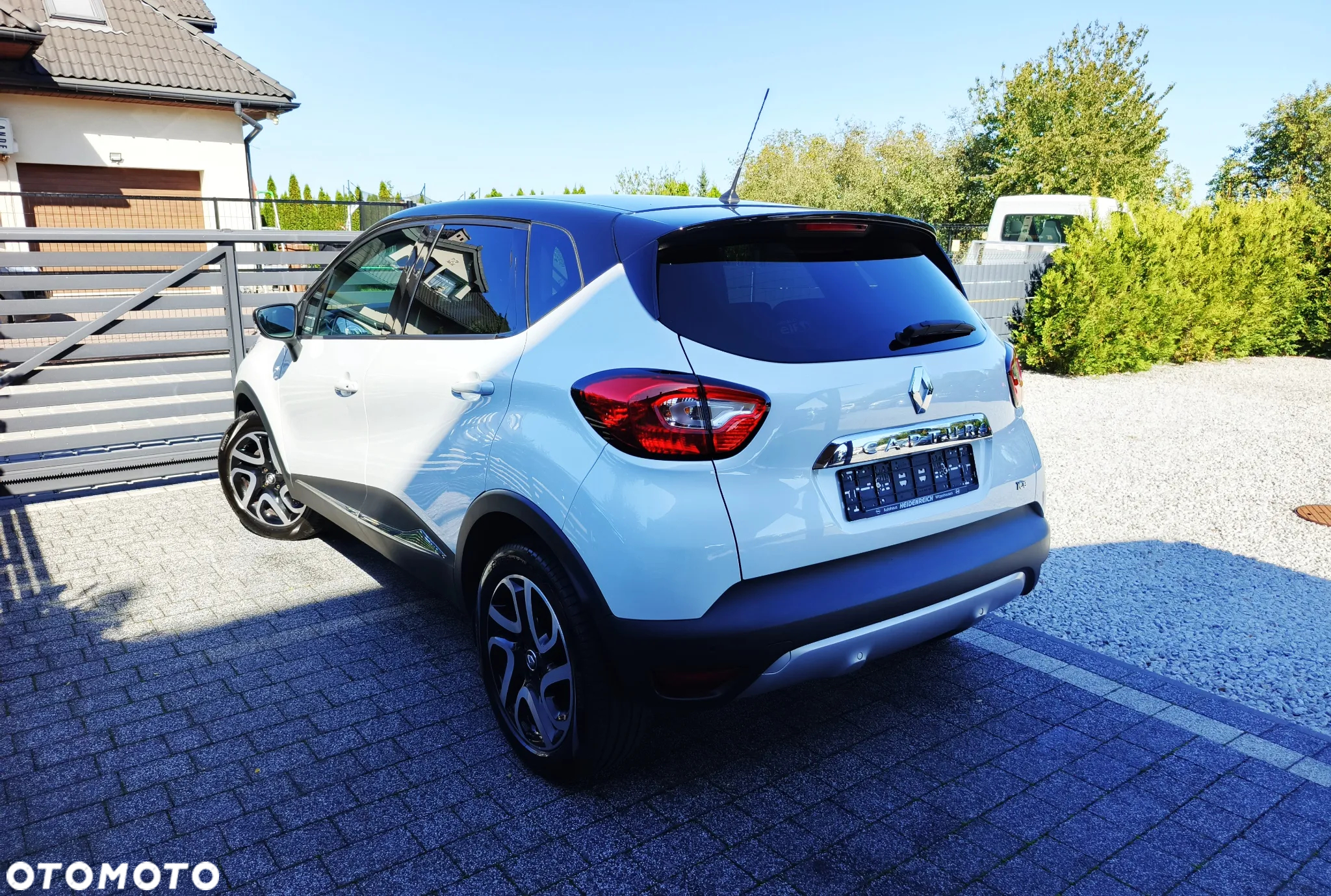 Renault Captur 1.2 Energy TCe Initiale Paris - 12