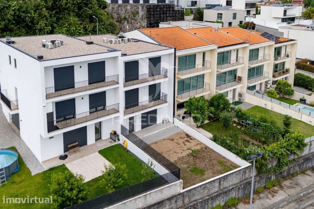 Moradia Nova T3 em São Pedro d'Este – Braga - Grande imagem: 3/31