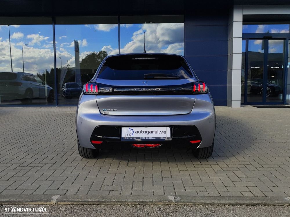 Peugeot e-208 50 kWh Allure - 5