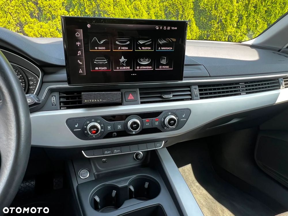 Audi A4 Avant 30 TDI S tronic - 10