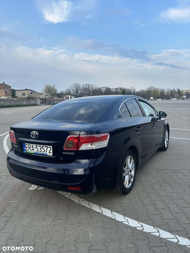 Toyota Avensis 1.8 Sol EU5 MS - 5