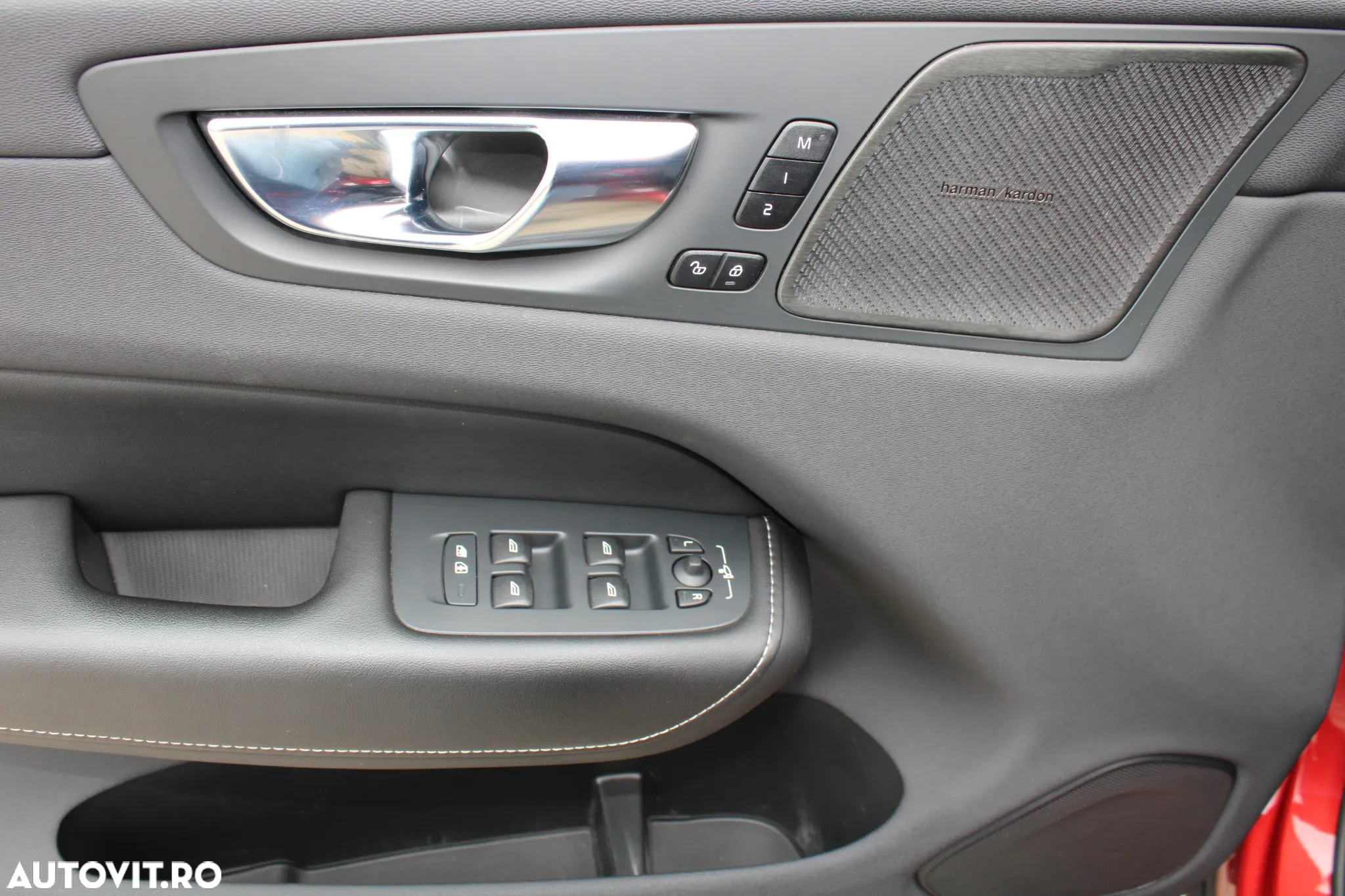 Volvo XC 60 T8 Twin Engine AWD Inscription - 9