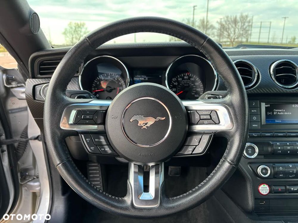 Ford Mustang 3.7 V6 - 15