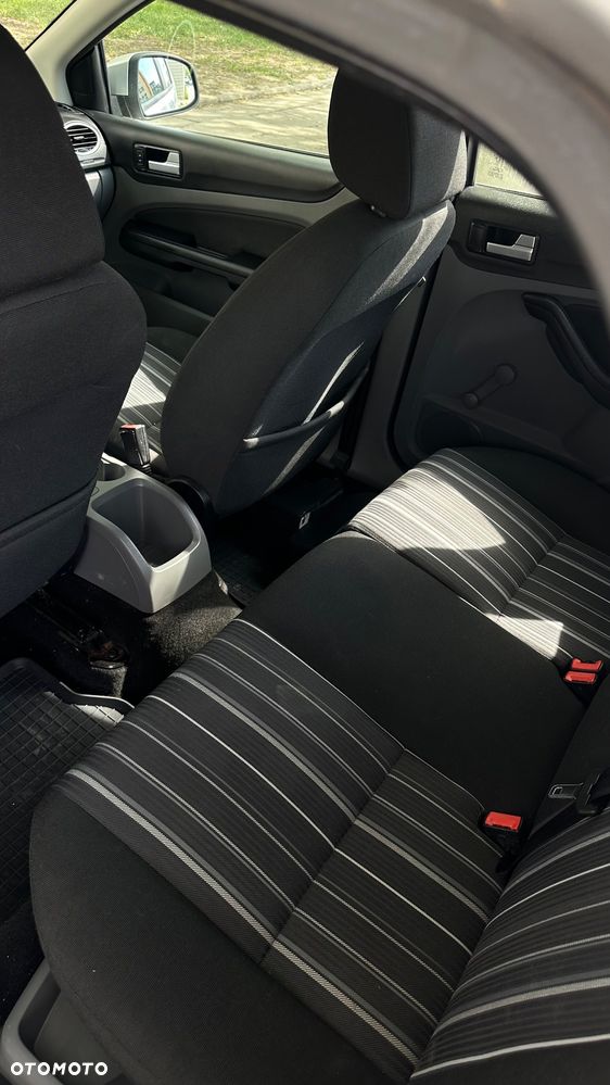 Ford Focus 1.4 Silver X - 9