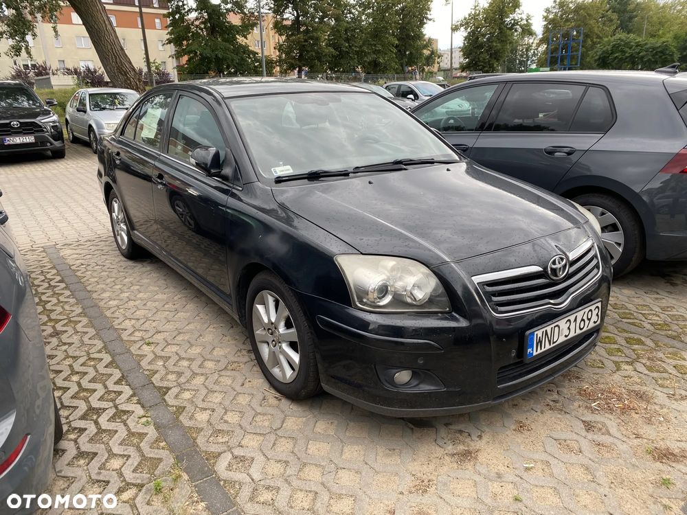 Toyota Avensis 2.0 D-4D Luna - 1