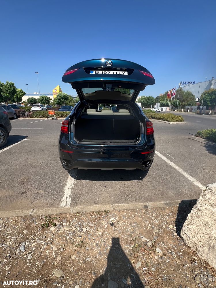 BMW X6 xDrive30d - 16