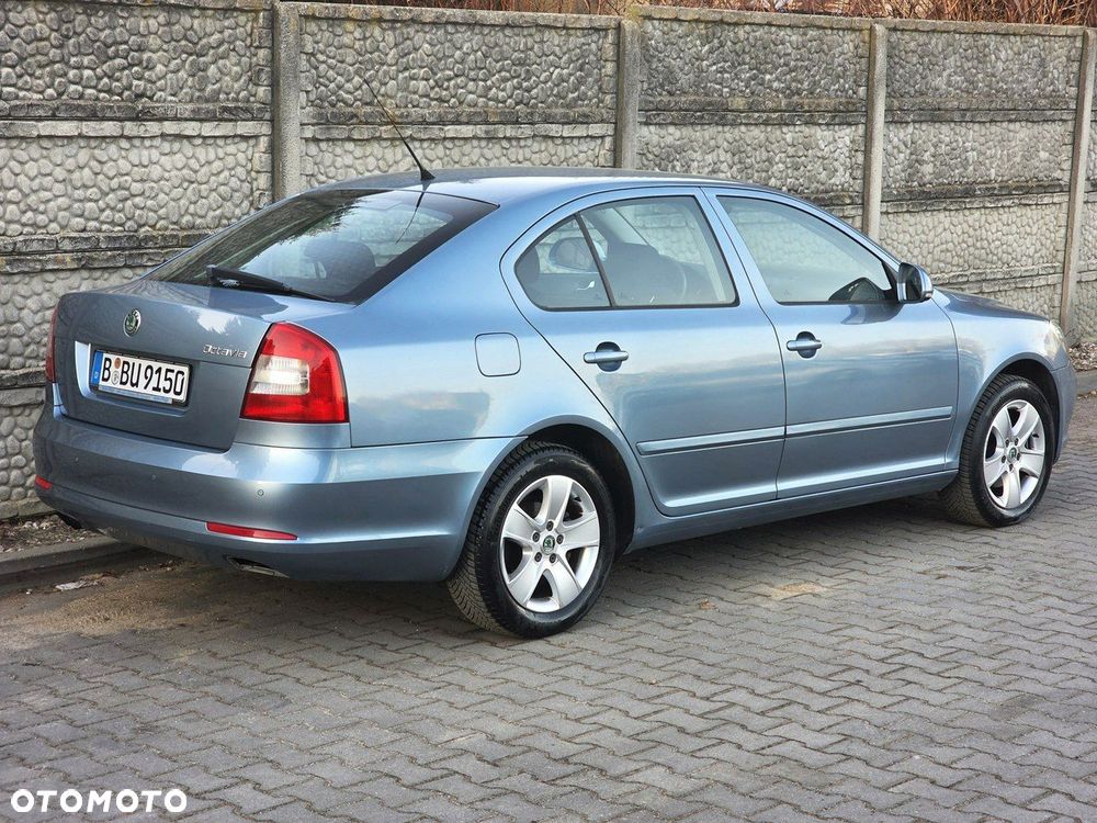 Skoda Octavia 1.8 TSI Elegance DSG - 8
