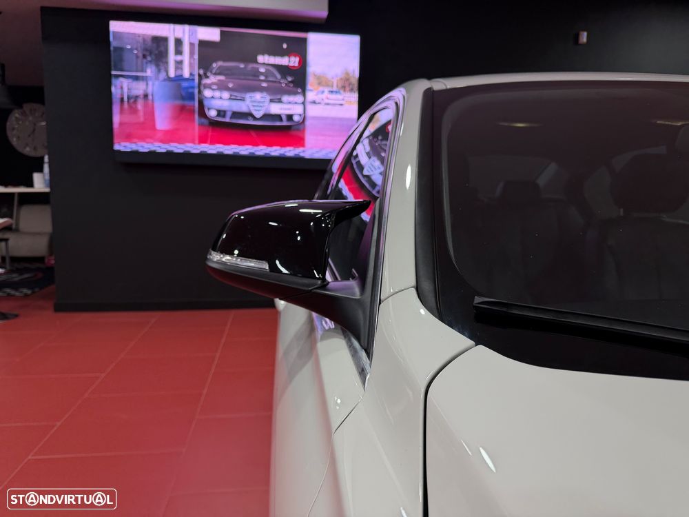 BMW 320 d Sport-Aut. Luxury Line - 30