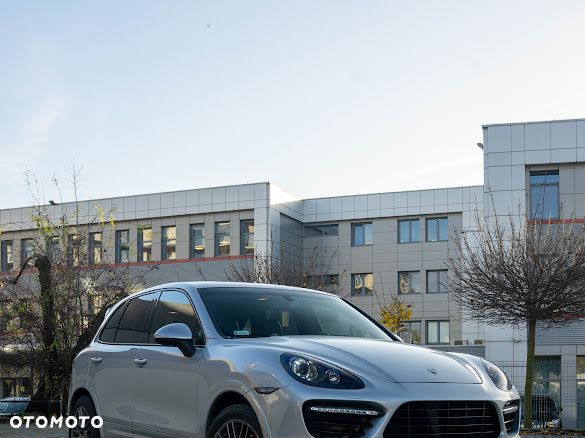 Porsche Cayenne GTS - 3