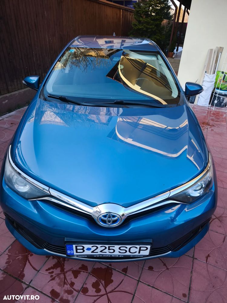 Toyota Auris - 4
