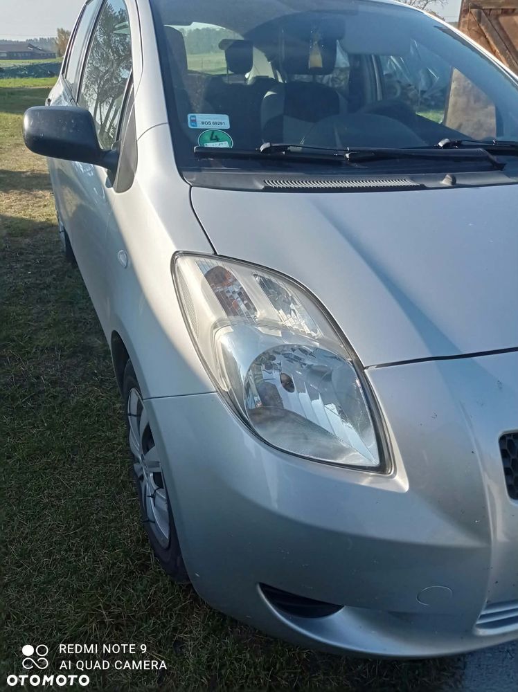 Toyota Yaris 2008 photo 3