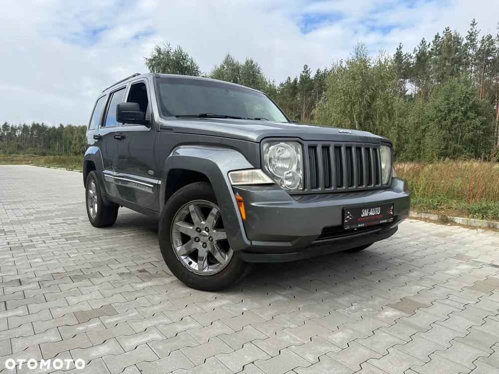 Jeep Liberty 3.7 4x4 - 8