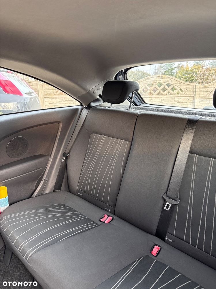 Opel Corsa 1.2 16V Cosmo - 10