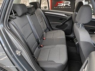 VW Golf 1.6 TDI Confortline - 7